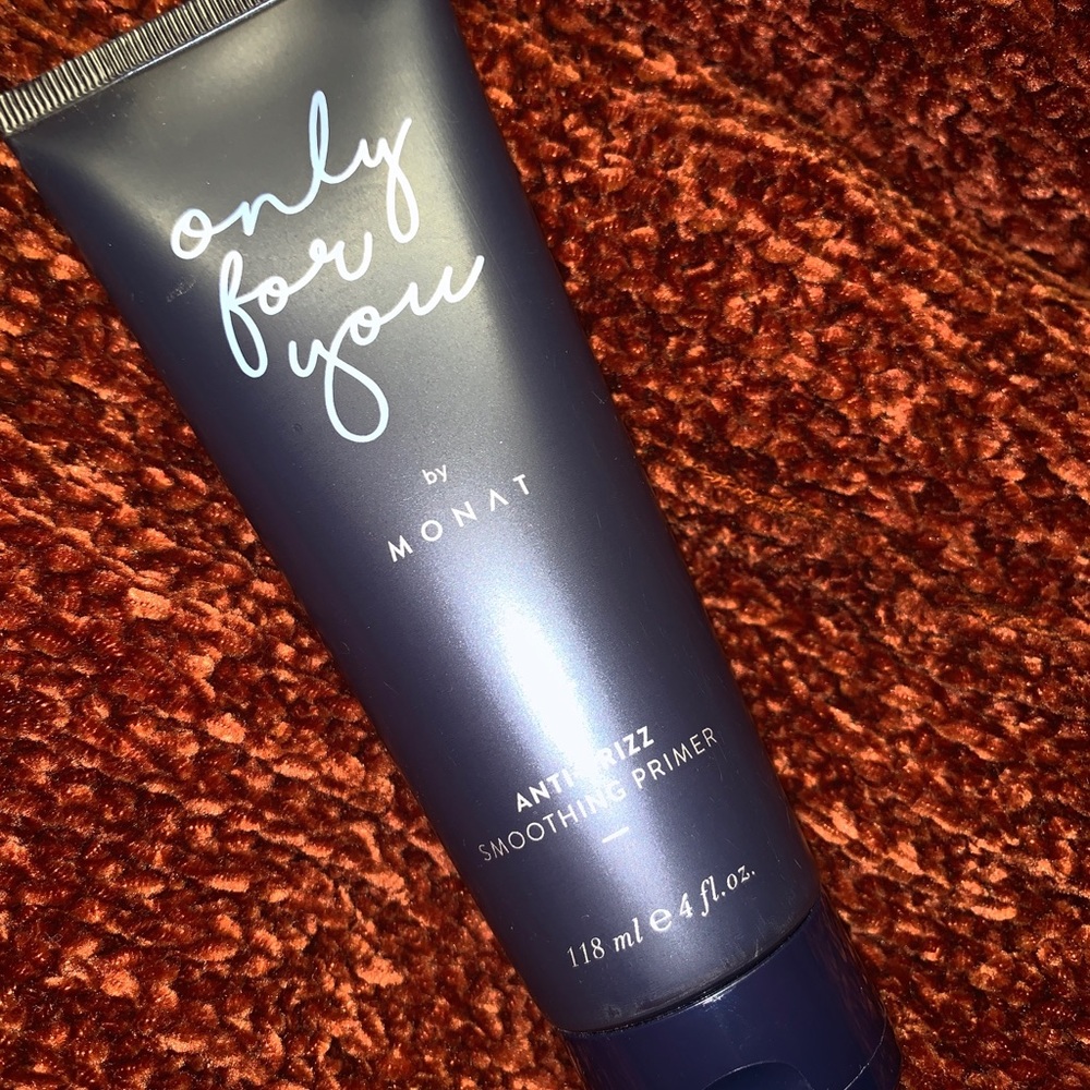 Monat Anti-Frizz Smoothing Primer